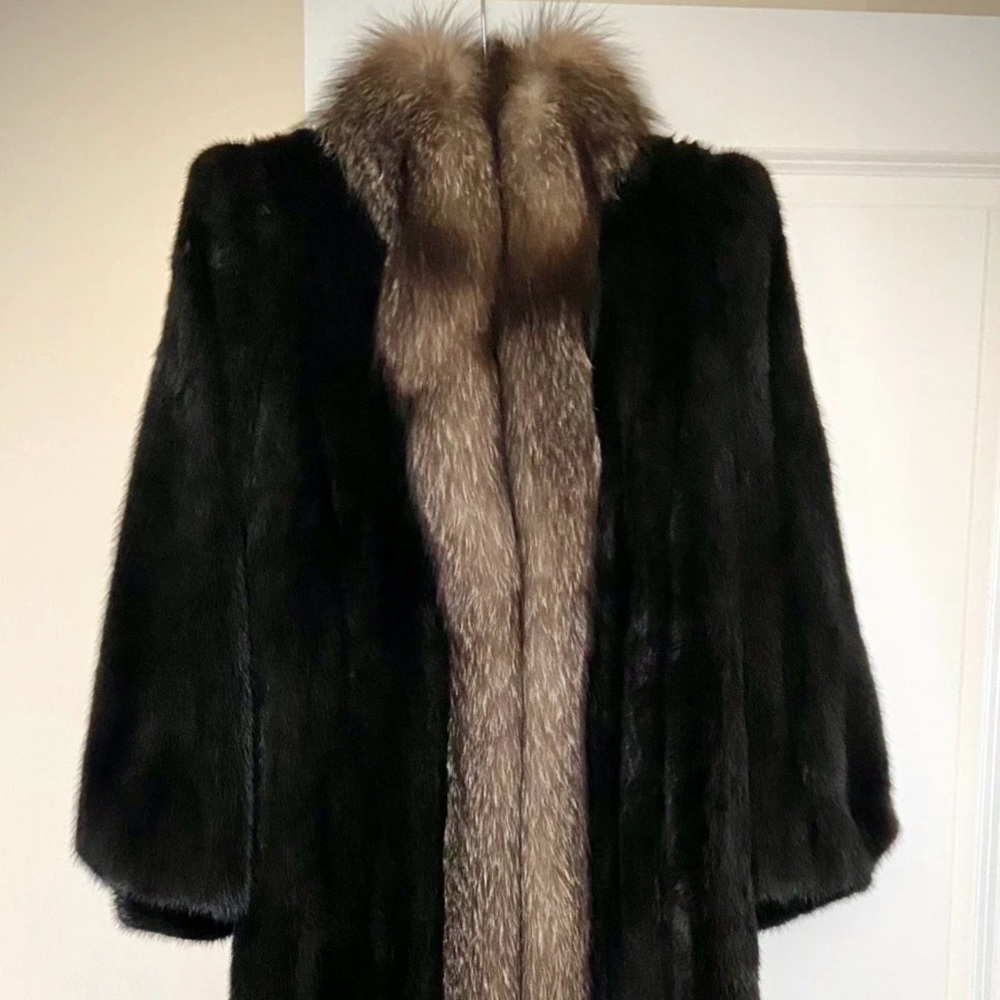 Rare Find* Saga Furs Black Mink and Tan Fox Fur tuxedo collar coat